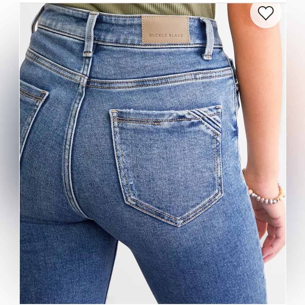 NWOT Cropped Straight Jeans - Picture 4 of 6